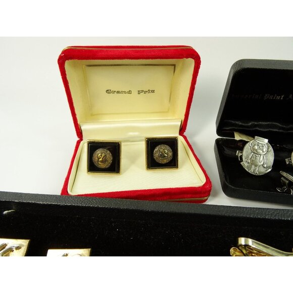 Huge Lot of Cufflinks 30 Pairs Vintage and Designer Cuff Links w Tray - Picture 2 of 9
